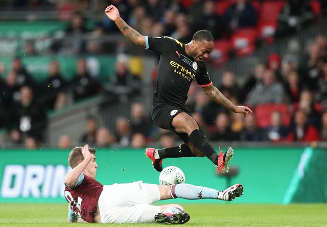 TA：利马传球出色&充满侵略性，他的回归可以丰富曼联打法