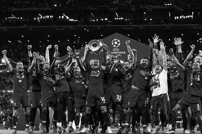 懂球帝12周年120大瞬间小组赛结果：梅西6次上榜，C罗4次武磊3次