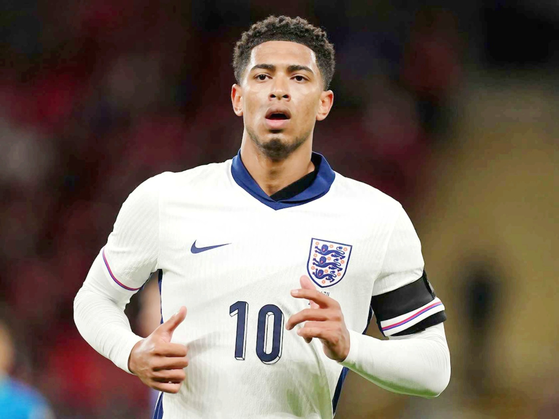 活塞队史35+10+10场次：康宁汉姆2场，其他球员合计2场