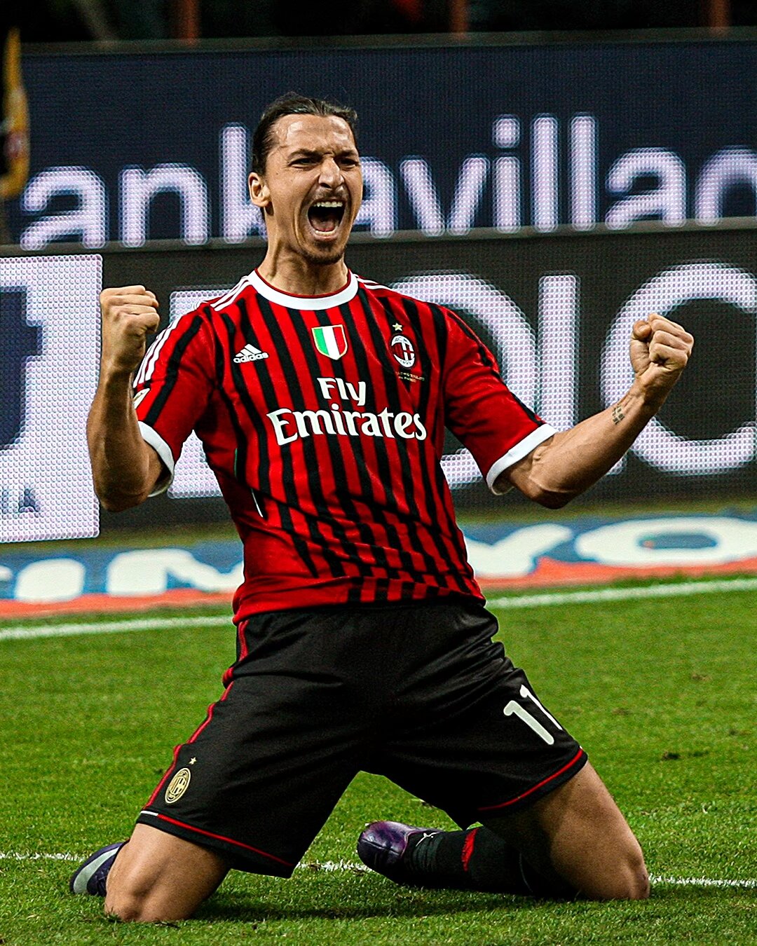 莫雷托：纽卡斯尔联近期向米兰打听了佳夫的情况