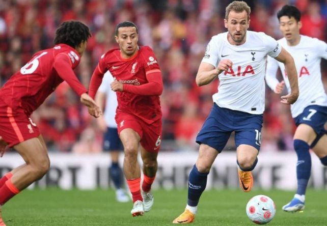 球迷调侃詹姆斯没头发，后者回应：你知道我有，而且多的是