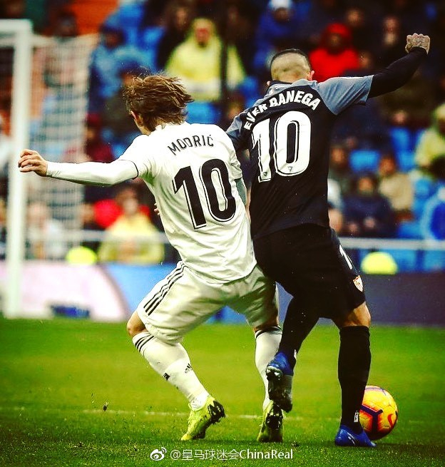 9场6球，身为中场的若昂-内维斯成为本赛季巴黎队内第一射手