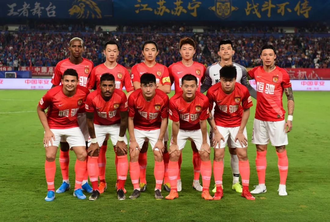 欧文突破防守造成杀伤球成功