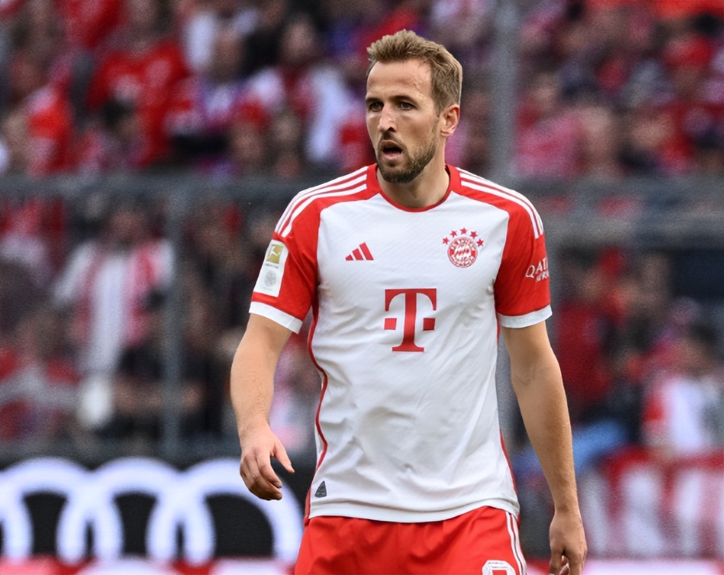 记者：德国足协内部有让诺伊尔回归的声音，需要纳帅主动出面