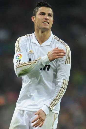 西甲前瞻：西班牙人表现惊艳但杯赛出局，巴列卡诺联赛三连平