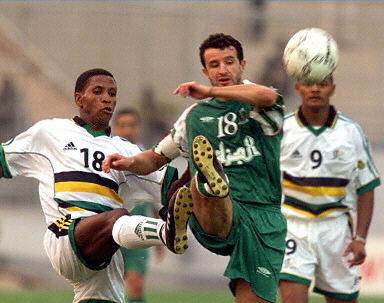 官方：拜仁明年1月6日将在客场与萨尔茨堡红牛进行友谊赛